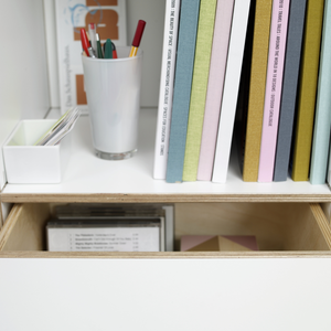 Hochwertiges Büroregal aus Birke mit Melaminharz Beschichtung individuell konfigurierbar