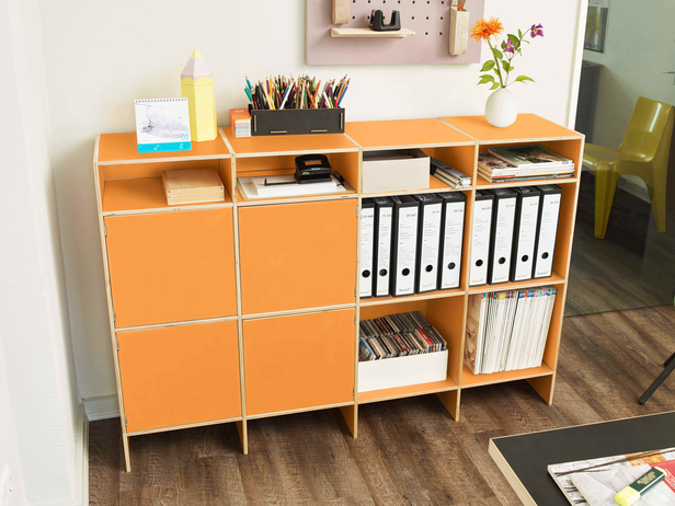Flexibele und modulare Regale aus Birkenholz für jedes Büro