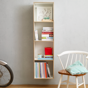 Elegante und filigrane Aufbewahrung für Bücher und Bilderbücher aus Birken-Multiplex im modularen Stecksystem