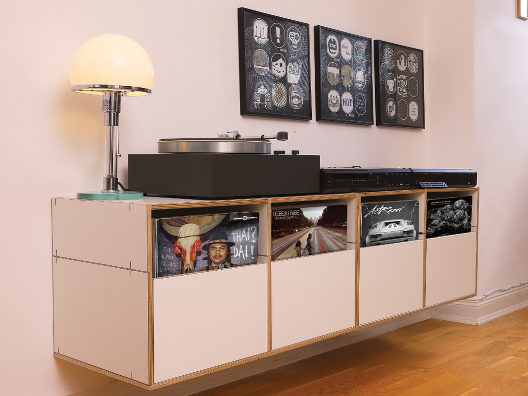 Designer Hängereal für Schallplatten mit Tip-On Schubladen