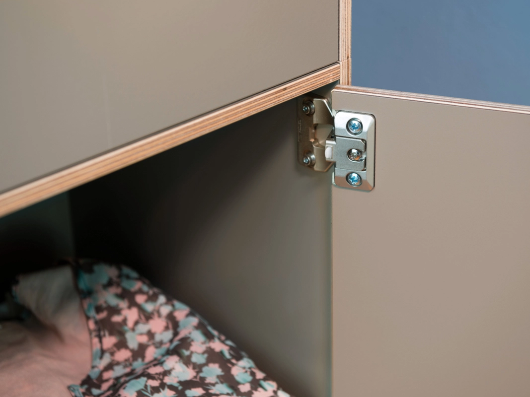 Hoch qualitative Regalsysteme individuell konfigurierbar aus Holz
