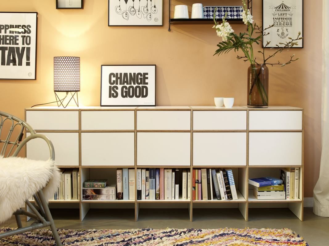Schubladen über Schubladen für maximalen Stauraum - für Bücher - für das Wohn,- und Schlafzimmer