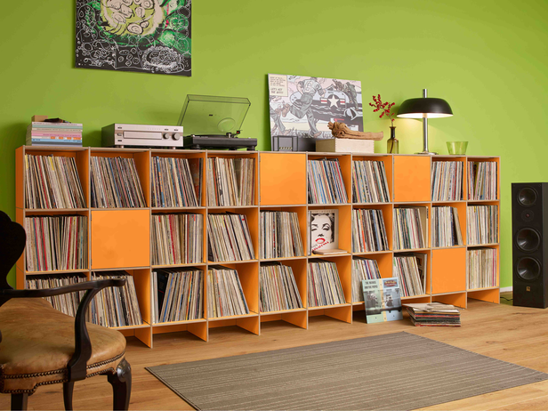 Erweiterbares LP Regal aus Birkenholz
