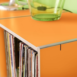 2000 Schallplatten locker verstaut im LP-Regal München