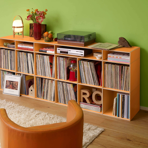 Erweiterbares Schallplattenregal mit Platz für 1000 Vinyl's in Orange