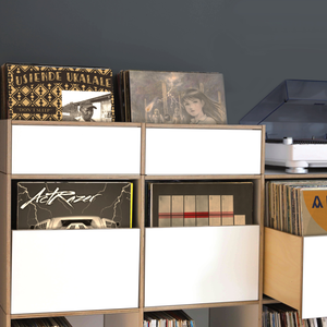 Modulares Regalsystem mit Schubladen für Schallplatten