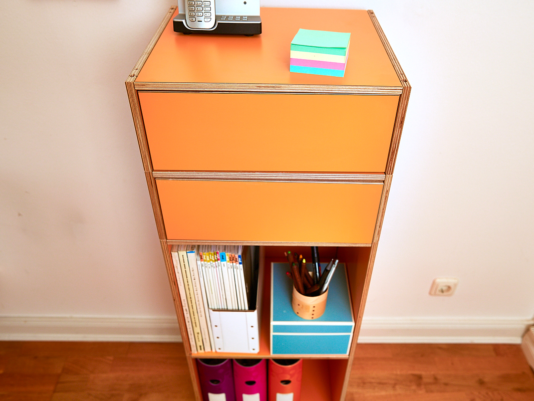 Ein schmales Home-Office auf Rollen