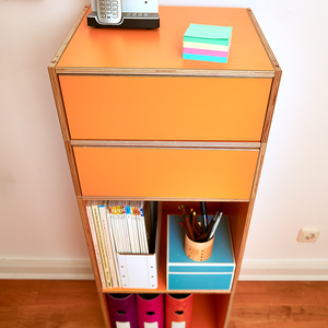 Ein schmales Home-Office auf Rollen