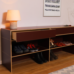 Das modulare Schuhregal aus Birkenholz